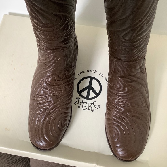 MERE Women's Brown Leather Boots, Size: 8M, Made in Brazil - Picture 7 of 15